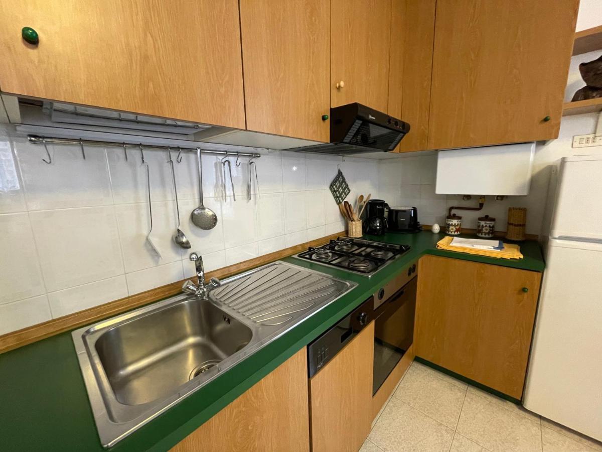 Cozy Apartment With Private Parking On Domaso'S Lakeside - Larihome A09 エクステリア 写真