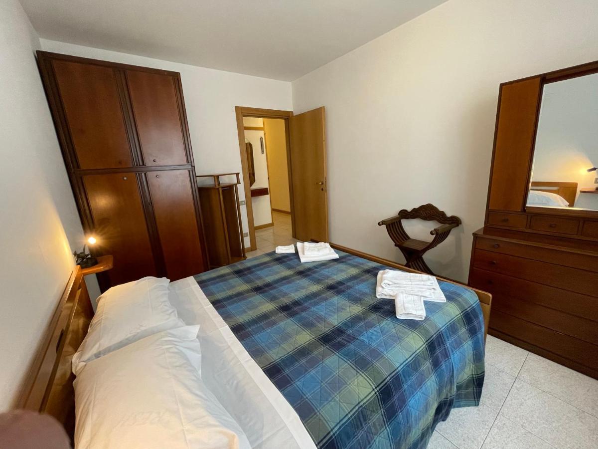 Cozy Apartment With Private Parking On Domaso'S Lakeside - Larihome A09 エクステリア 写真